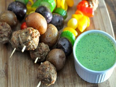 cooked-perfect-rainbow-kabobs-cilantro-sauce-recipe